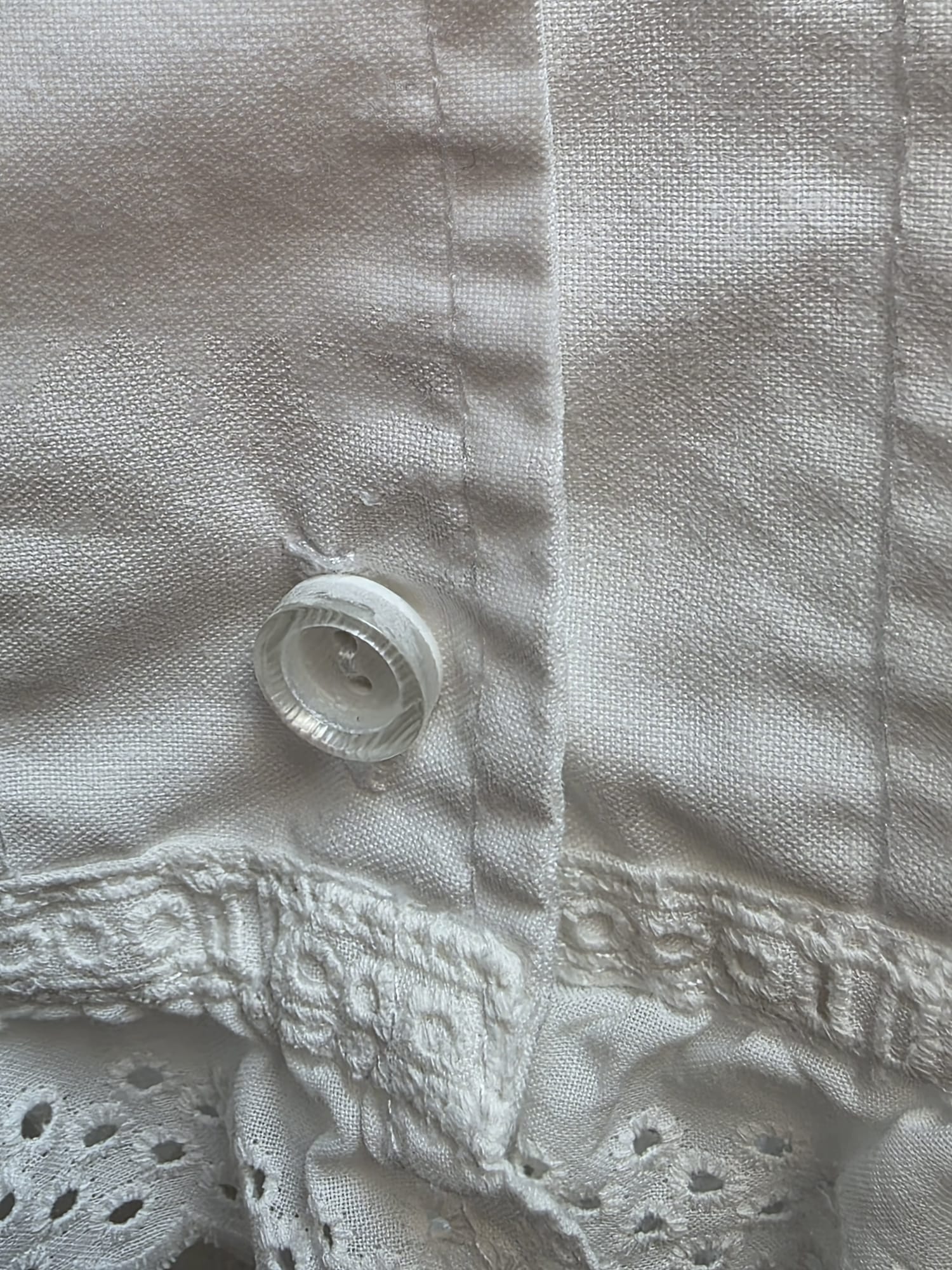 Blusa blanca sin mangas