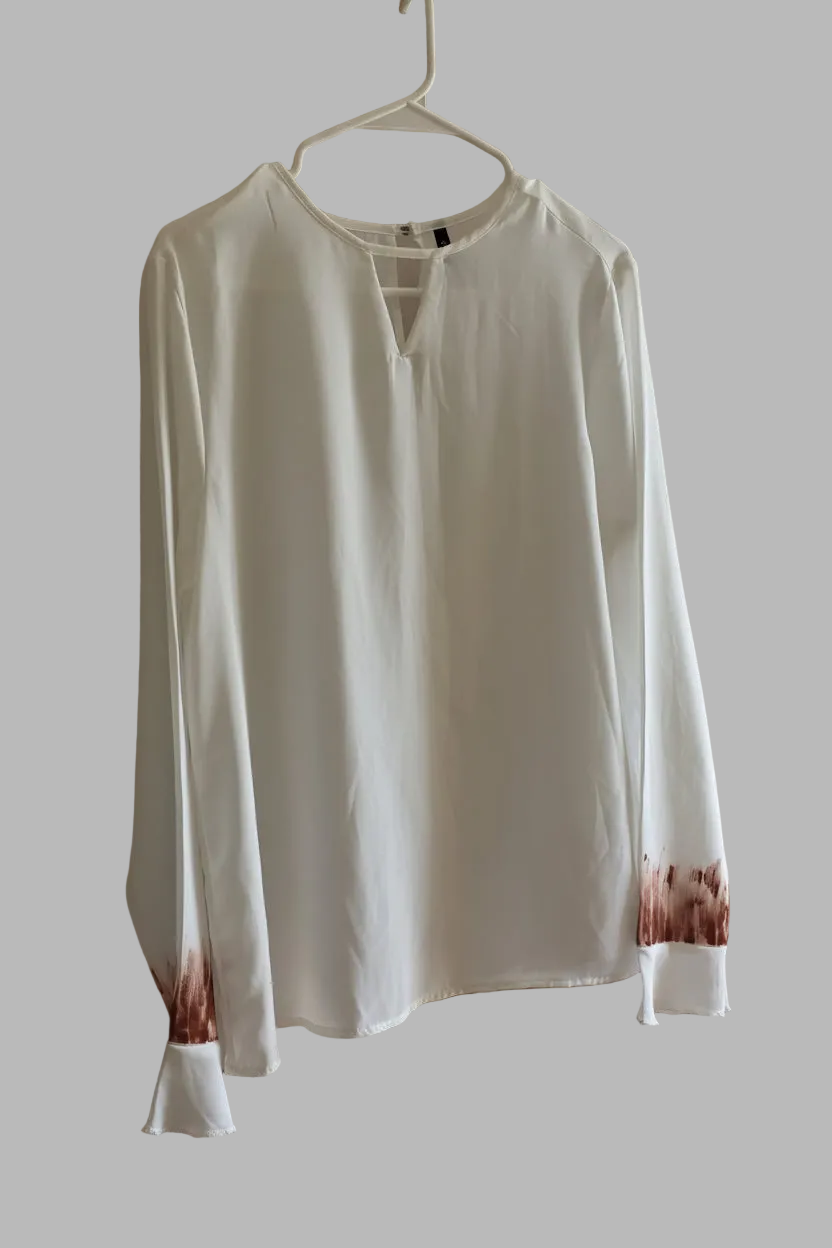 Blusa blanca Calliope intervenida, Talla L