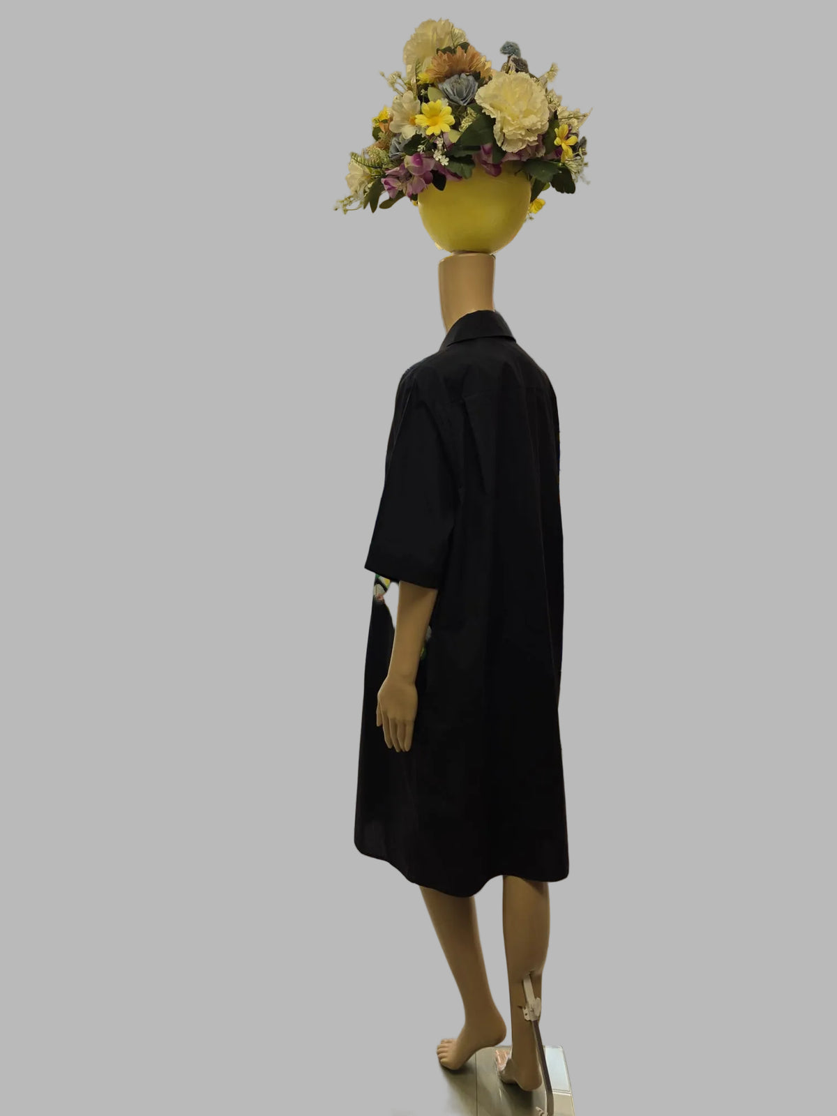 Vestido camisero pintado a mano «Geometría Viva» — COS azul marino | Pieza única