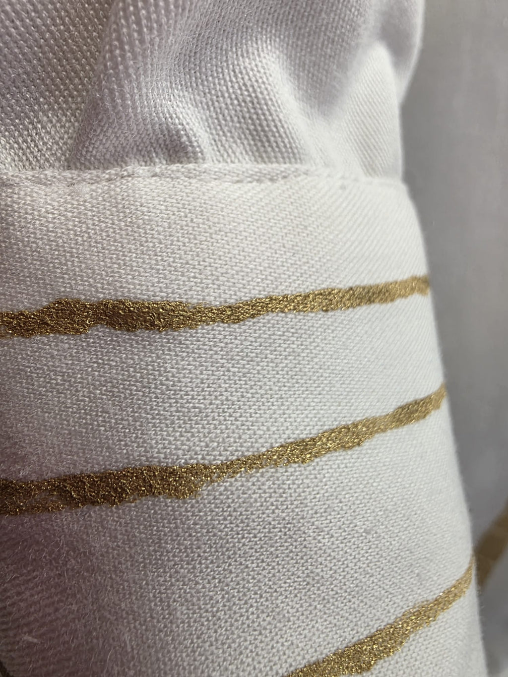 Blazer blanco artesanal pintado a mano