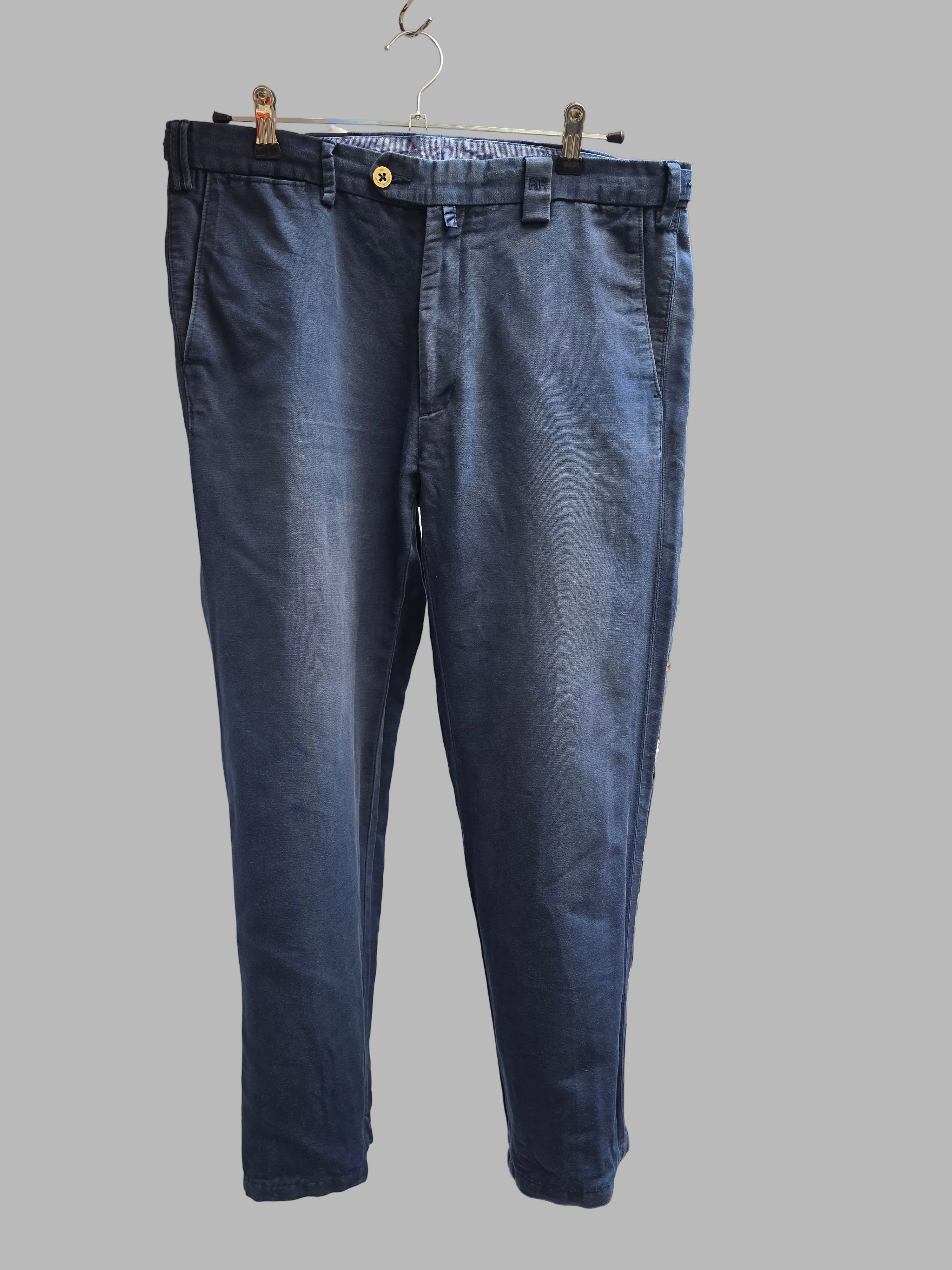 Hose von Pedro del Hierro